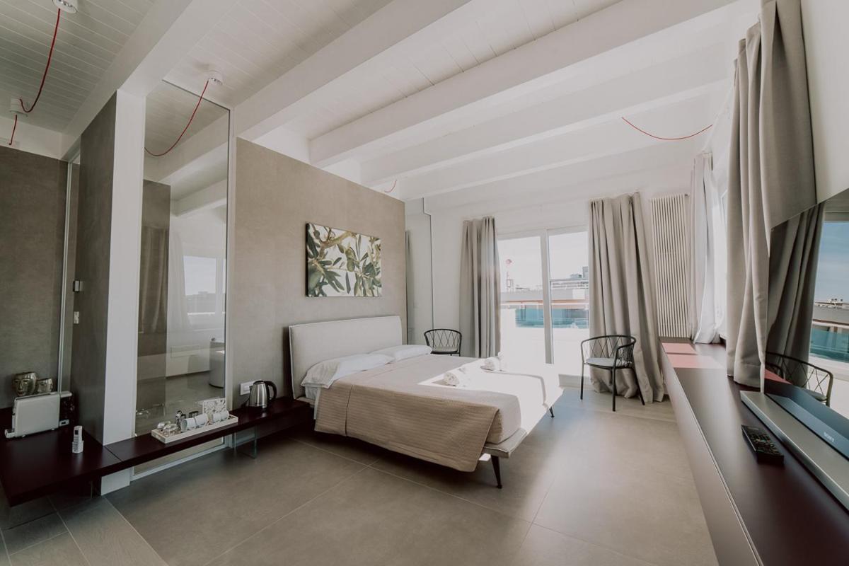 Suite Donna Edwige By Monholiday Monopoli Extérieur photo